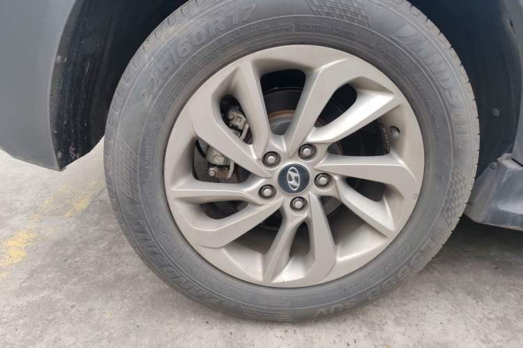 Used Hyundai Tucson 2015 1.6T Dual-Clutch Two-Wheel-Drive Smart Model