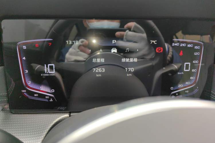 Used Hongqi H5 2024 1.5T DCT Smart Connect Flagship Edition