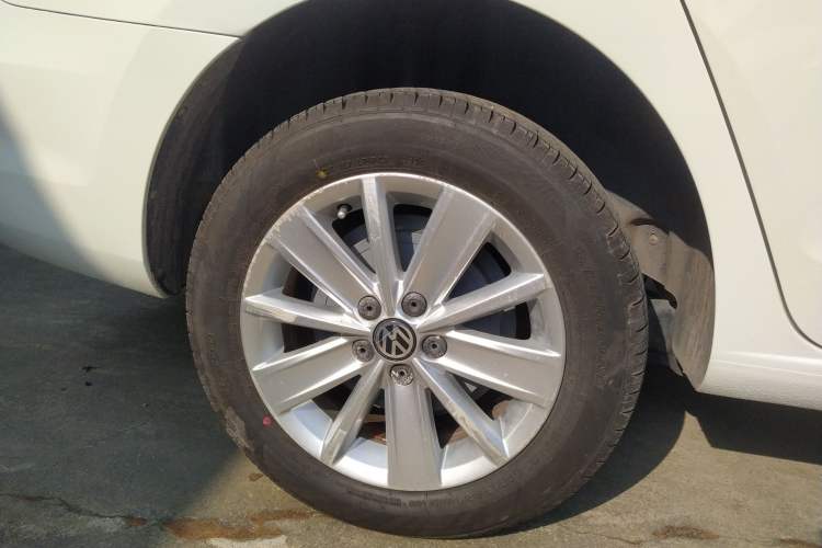 Used Volkswagen Jetta 2015 Value Edition 1.6L Automatic Comfort Version
