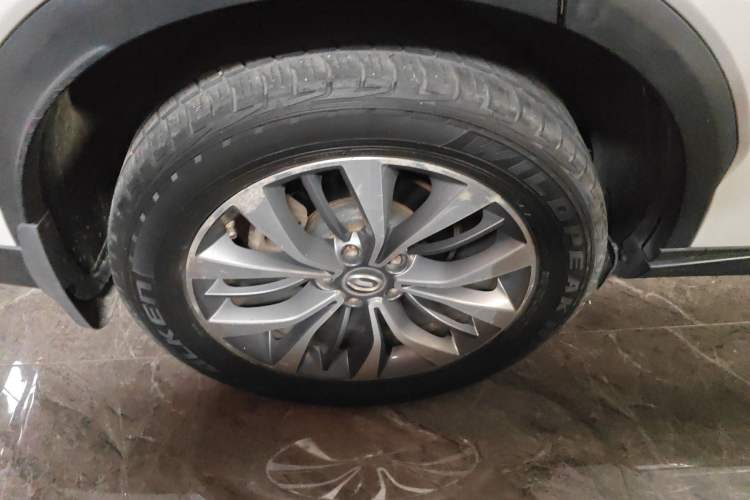 Used GAC Trumpchi GS8 2017 320T Two-Wheel Drive Luxury Smart Connectivity Version (7 Seats)
