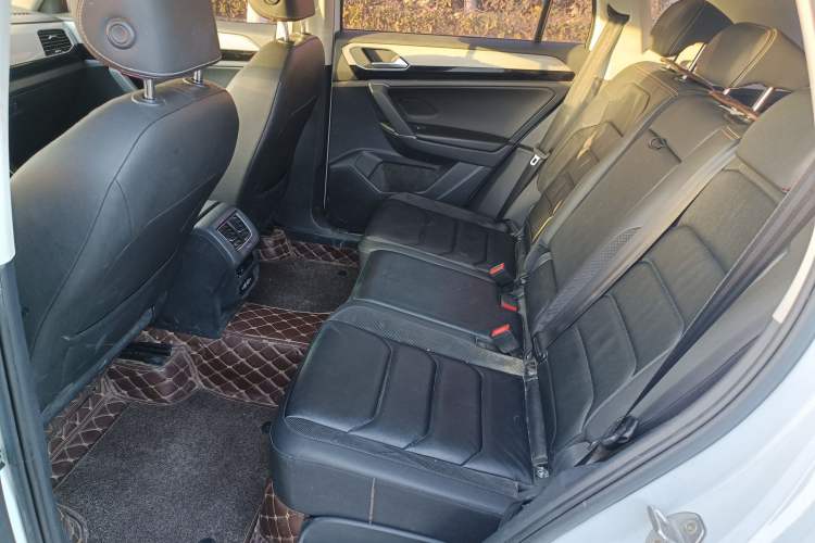 Used Volkswagen Tayron 2019 330TSI Two-Wheel-Drive Luxury Version China V Emission Standard
