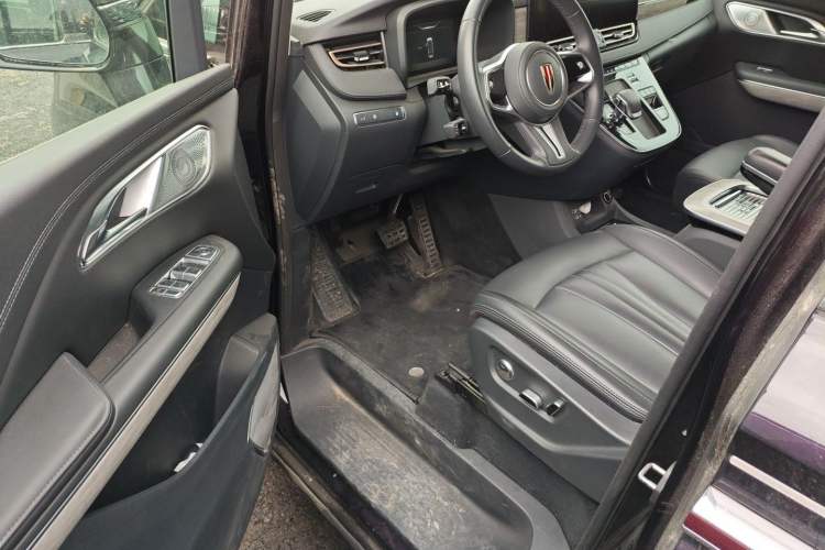 Used Hongqi HQ9 PHEV 2024 2.0T Four-Wheel Drive Business Edition