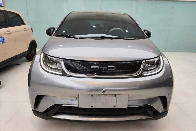 Used BYD Dolphin 2023 420 km Fashion Edition

