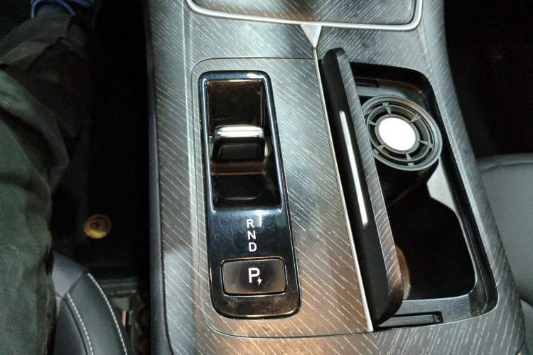 Used Venucia V DD-i 2023 110 km iE Version