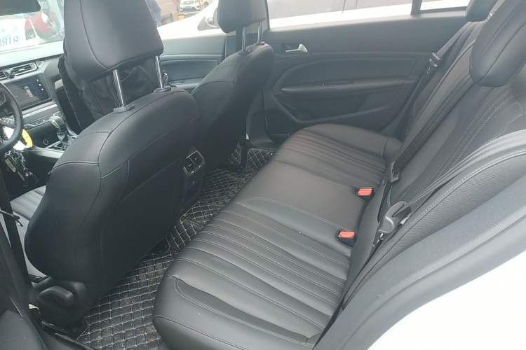 Used Peugeot 408 2019 360THP Automatic Luxury Edition China VI Standard
