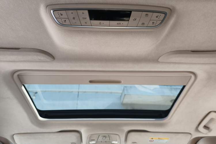 Used Buick GL8 2022 Facelift Avenir Aivia Six-Seat Deluxe Edition