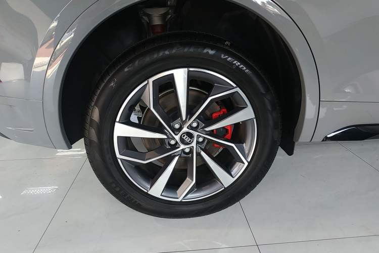 Used Audi Q5L 2025 40 TFSI Luxury Dynamic Edition
