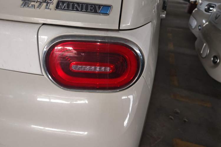 Used Wuling Hongguang MINIEV 2024 3rd Generation 215km Advanced Version