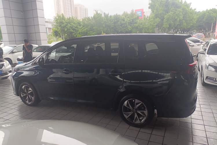 Used GAC Trumpchi M6 2023 PRO 270T DCT Luxury Edition
