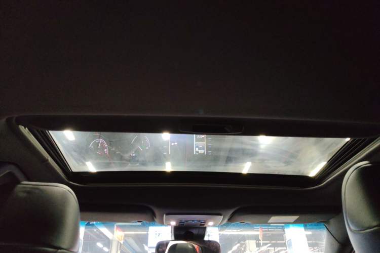 Used Toyota Avalon 2019 2.0L XLE Premium Edition China VI
