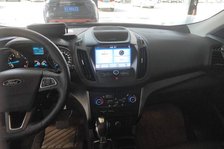 Used Ford Kuga 2019 EcoBoost 180 Two-Wheel-Drive Platinum Edition China VI Standard
