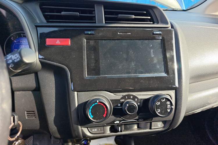 Used Honda Fit 2016 1.5L LXS CVT Comfort Sunroof Version
