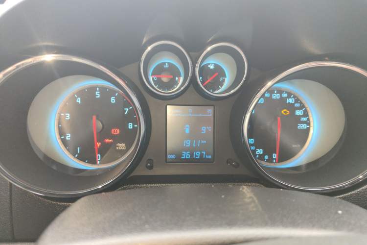 Used Changan CS35 2015 1.6L Manual Luxury Model China IV Standard