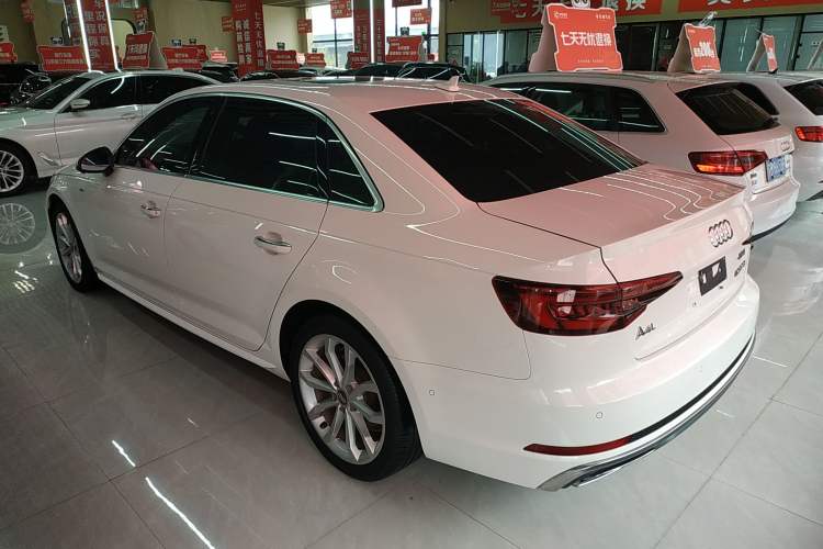 Used Audi A4L 2019 40 TFSI Fashion Version China V
