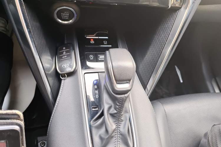 Used Toyota Venza 2023 2.0L CVT Two-Wheel Drive Prestige Version
