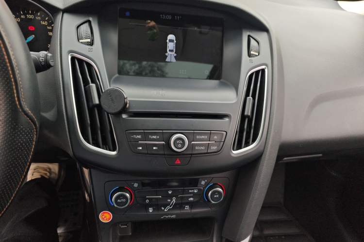 Used Ford Focus 2017 Hatchback EcoBoost 180 Automatic Elite Model
