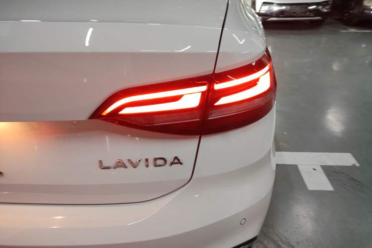 Used Volkswagen Lavida 2024 1.5L Automatic 5 Million Edition