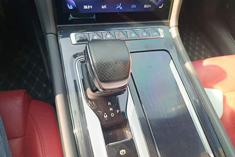 Used Hongqi H6 2023 2.0T ZhiShang Version