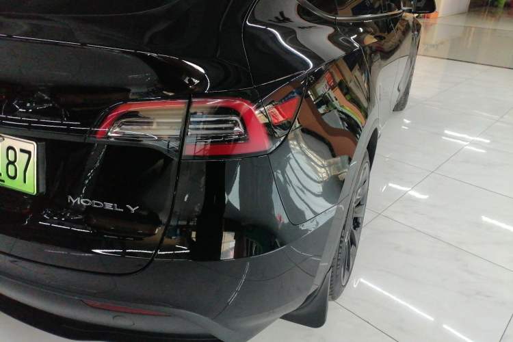 Used Tesla Model Y 2022 Rear-Wheel-Drive Version
