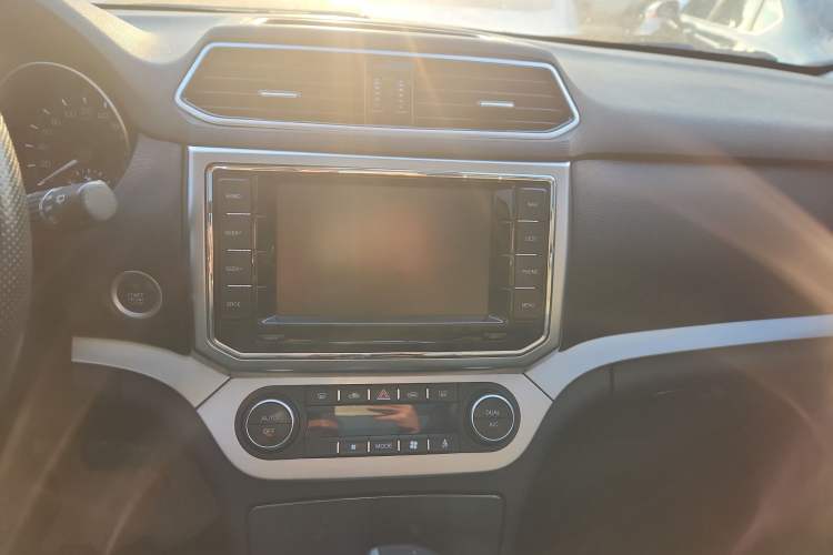 Used Haval H6 Coupe 2016 Blue Label 1.5T Automatic Two-Wheel Drive Urban Model
