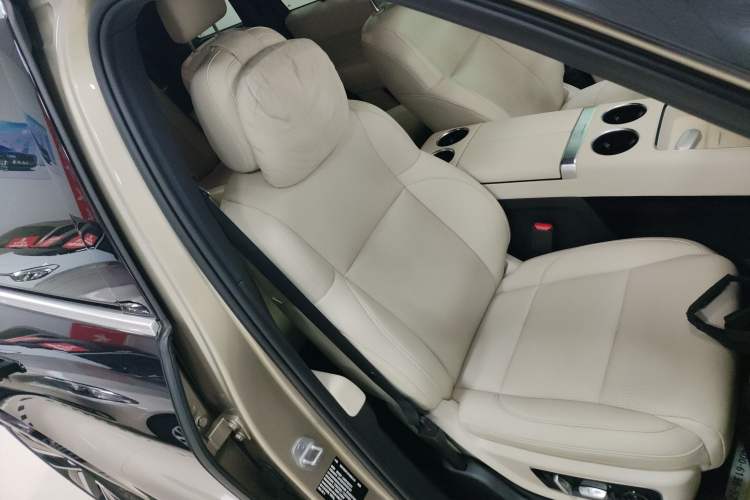 Used Li Auto L8 2023 Pro Model
