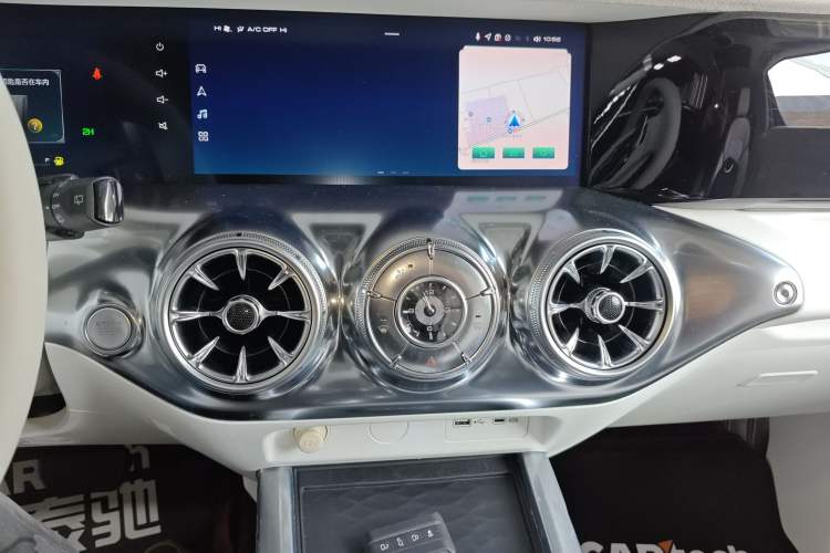 Used  Tank 300 2021 2.0T Cyber Tank
