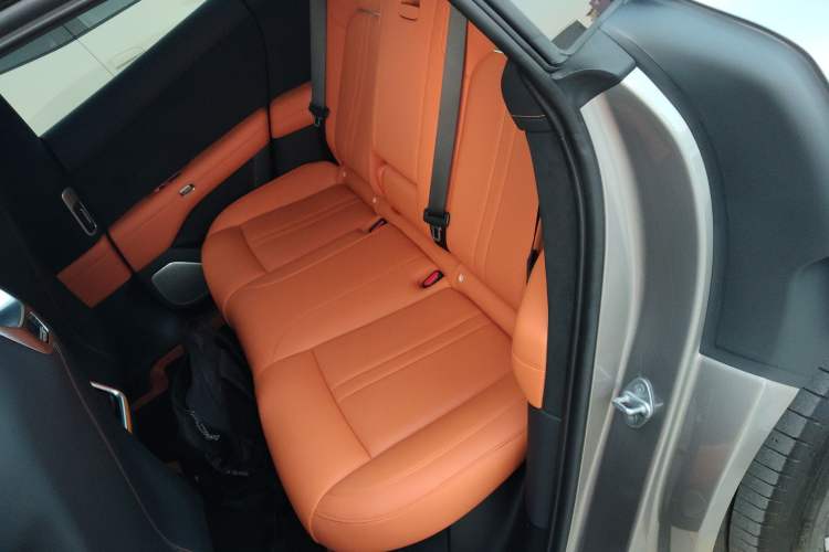 Used  YU7 2025 Ultra-Long Range Rear-Wheel Drive Version
