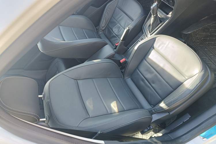 Used Volkswagen Gran Lavida 2015 230TSI DSG Comfort Edition