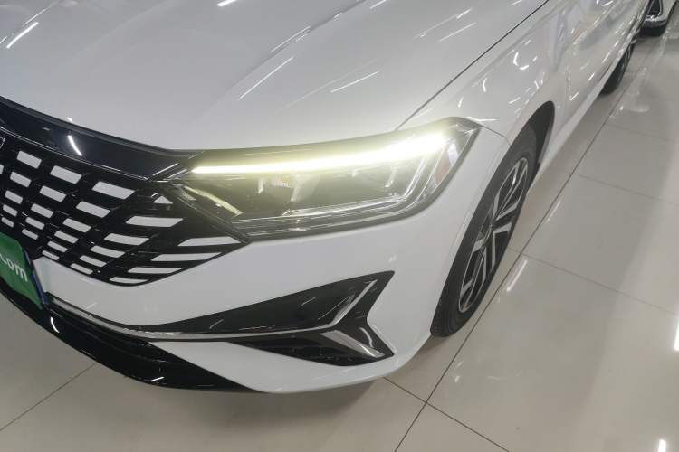 TDK.VehicleDetails.img