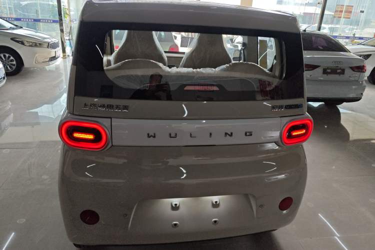 Used Wuling Hongguang MINIEV 2024 3rd Generation 215km Youth Edition
