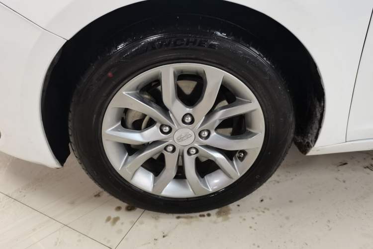 Used Geely Auto Emgrand GL 2017 1.8L Manual Elite Model
