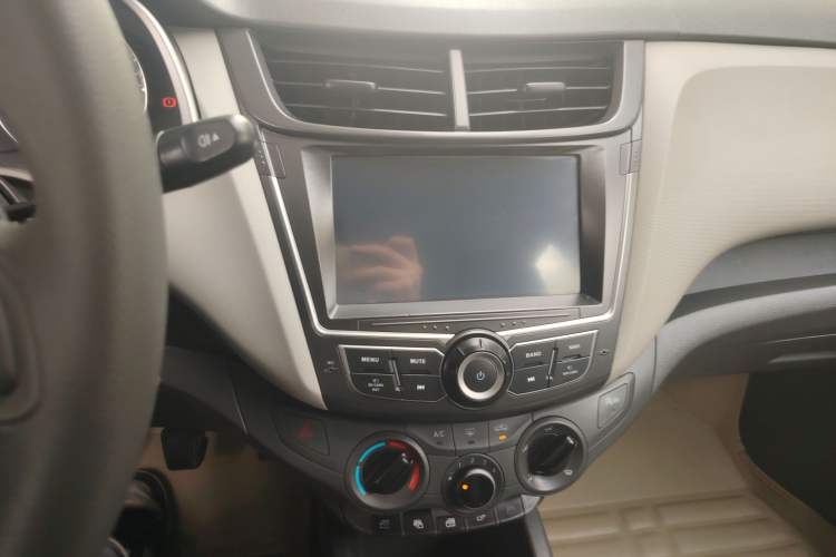 Used Chevrolet Sail 2015 Sail 3 1.3L Manual Ideal Edition