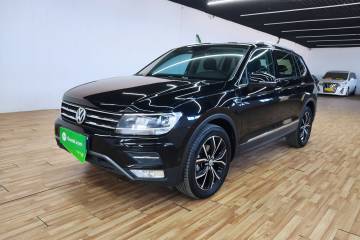 Used Volkswagen Tiguan L 2019 Revised 330TSI Automatic Two-Wheel Drive Smart & Luxury Edition China VI Standard