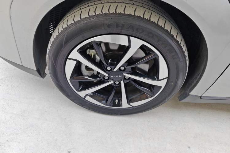 Used AION Y 2023 Plus 610 Enjoyment Edition Ternary Lithium
