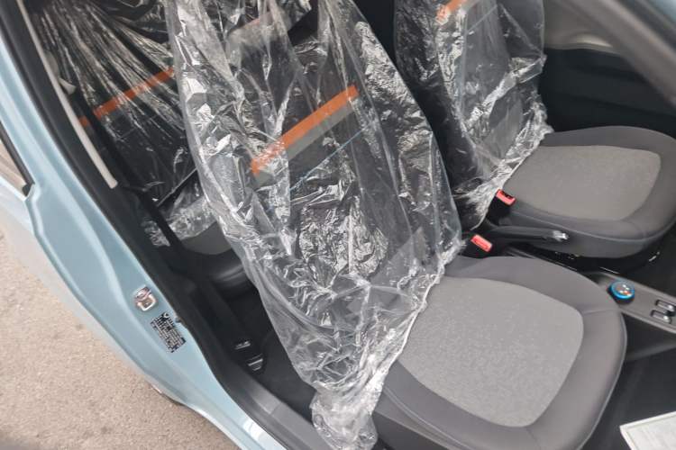 Used Wuling Hongguang MINIEV 2021 Macaron Premium Model – Lithium-NMC