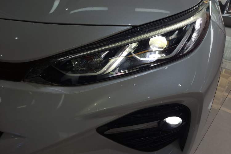 Used Toyota Wildlander 2023 2.0L CVT Four-Wheel Drive Luxury PLUS Edition