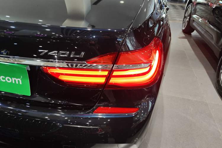 Used BMW 7 Series 2018 730Li Leading Model M Sport Package