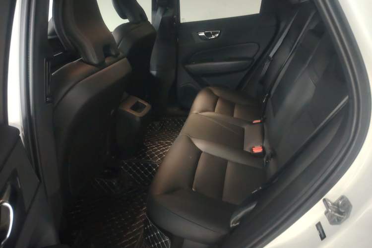 Used Volvo XC60 2021 T5 4x4 Zhiyi Sport Edition