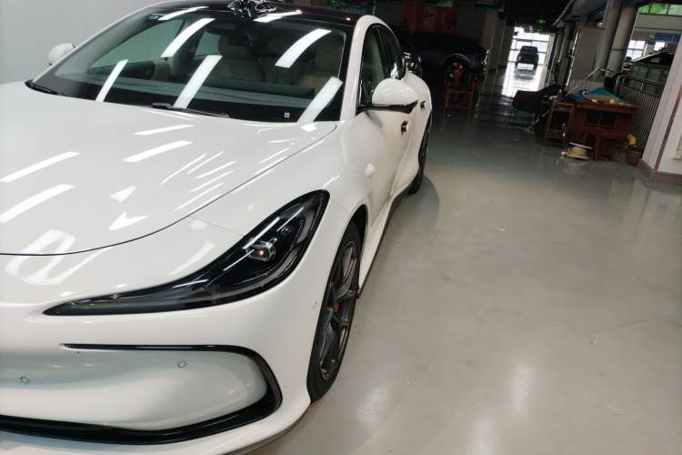 Used  L6 2024 Max Standard Edition
