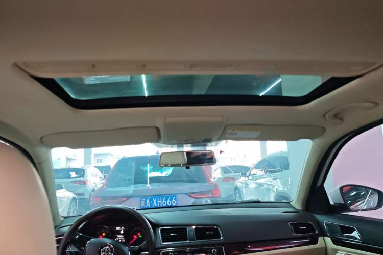 Used Volkswagen Lavida 2015 230TSI DSG Comfort Edition