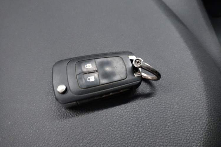 Used Buick Encore 2015 1.4T Automatic Two-Wheel Drive Urban Elite Version