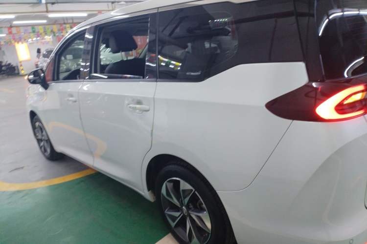 Used GAC Trumpchi M6 2023 PRO 270T DCT Luxury Edition
