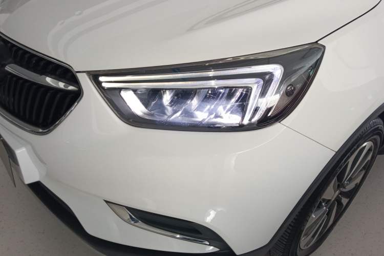 Used Buick Encore 2017 18T Automatic Two-Wheel Drive Urban Elite Model
