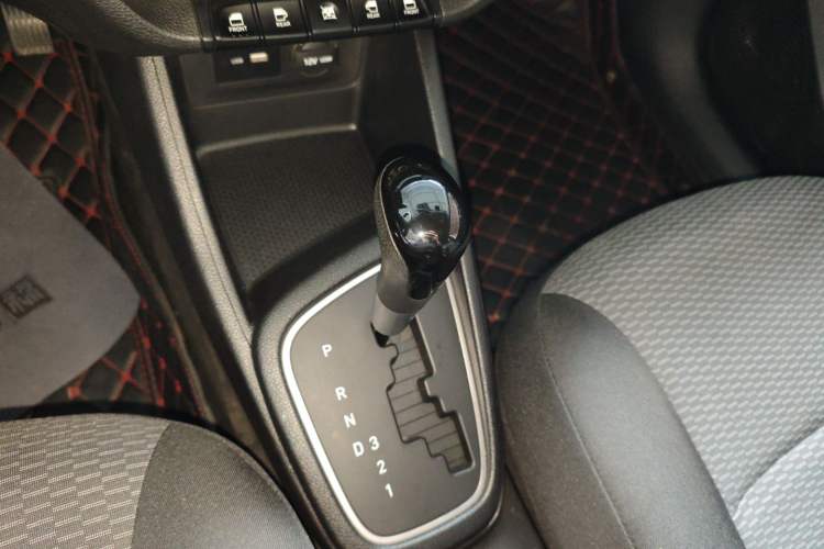 Used Hyundai Verna 2017 1.4L Automatic YueXiang Edition China V-standard