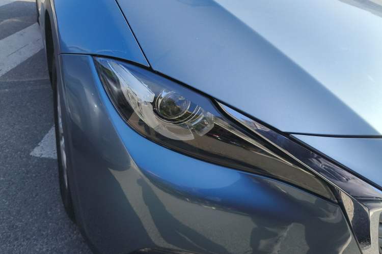 Used Mazda CX-4 2016 2.0L Automatic 2WD Blue Sky Luxury Edition
