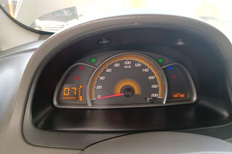 Used Chevrolet Sail 2013 Sedan 1.2L Manual Fashion Edition