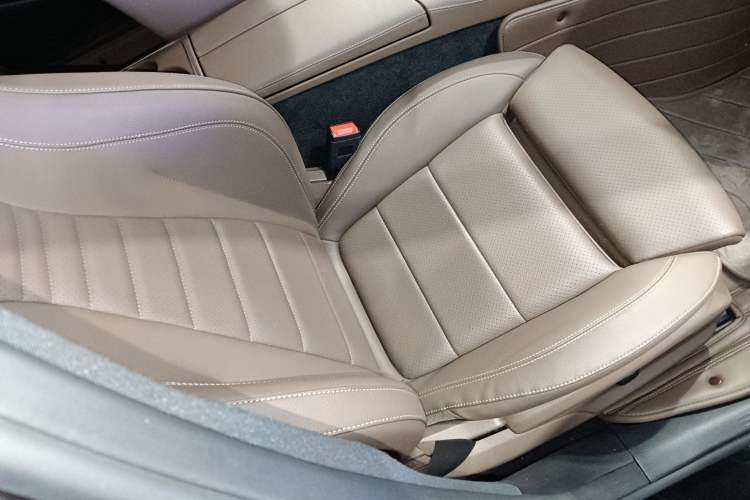 Used Mercedes-Benz E-Class 2020 Facelift E 260 L Sport Edition
