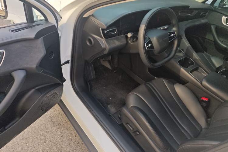 Used Roewe D7 2025 DMH 125km World Champion Excellence Edition