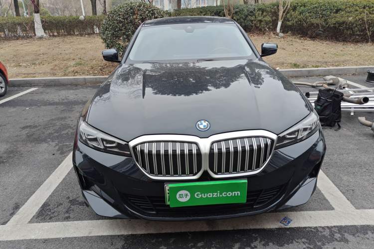 Used BMW i3 2022 eDrive 35 L
