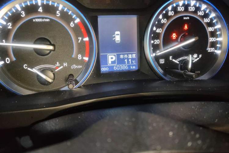 Used Toyota Highlander 2015 2.0T Four-Wheel Drive Luxury Edition 7-Seater